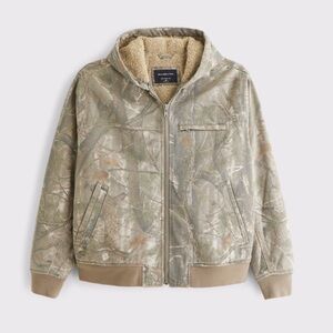Abercrombie & Fitch Workwear Hooded Camo Bomber Jacket